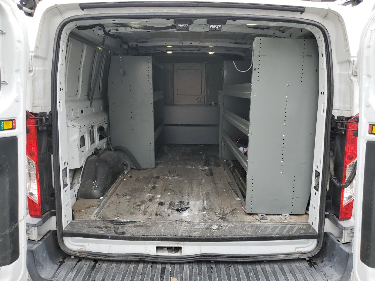 2017 Ford Transit VIN 1FTYE2YM6HKB55241 Copart auction photo, front end / side damage thumbnail 10