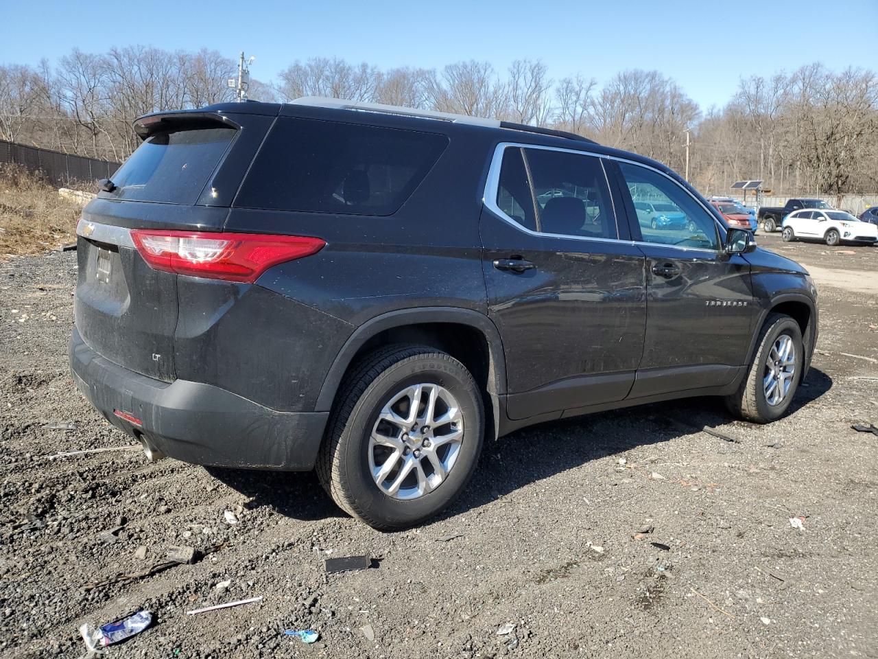 2018 Chevrolet Traverse VIN 1GNEVGKW8JJ241292 Copart auction photo, front end damage thumbnail 3
