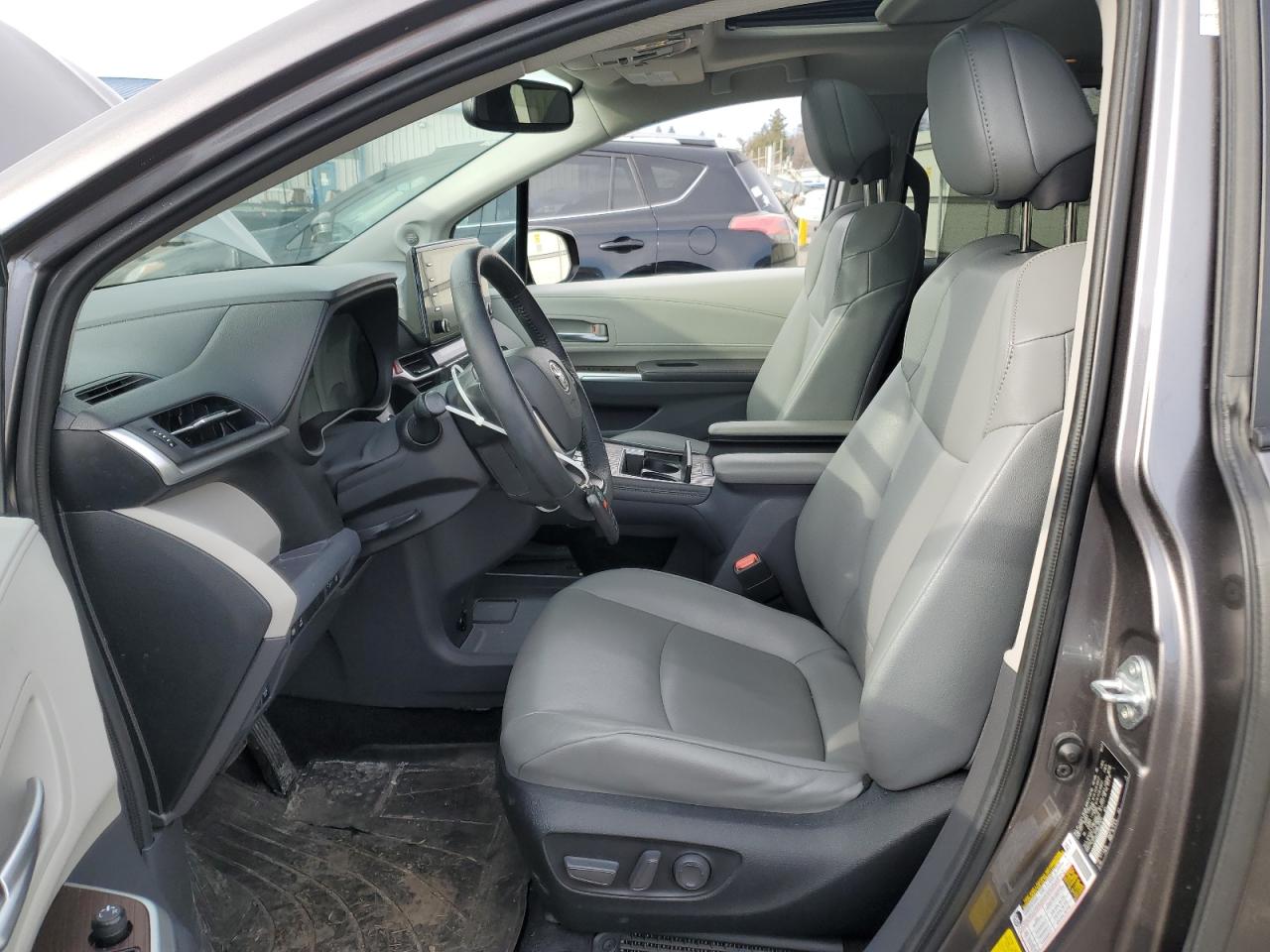 2022 Toyota Sienna VIN 5TDJSKFC4NS041571 Copart auction photo, front end / rear end damage thumbnail 7