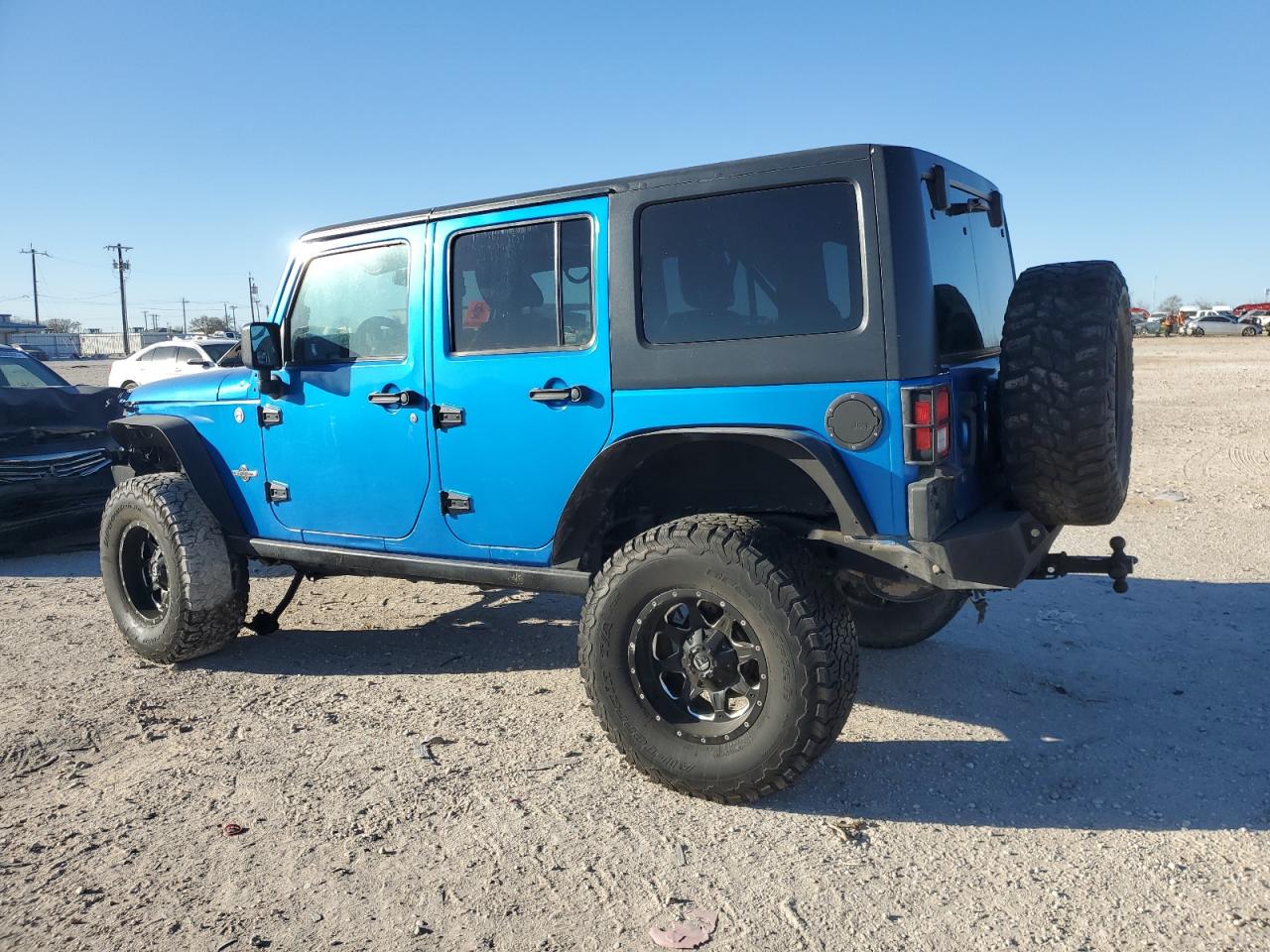 2014 Jeep Wrangler VIN 1C4BJWDGXEL196681 Copart auction photo, front end damage thumbnail 2