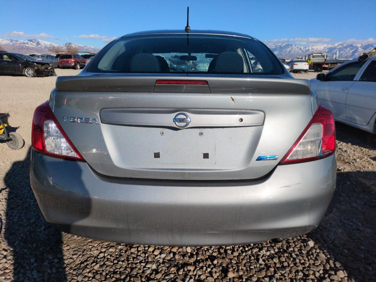 2014 Nissan Versa VIN 3N1CN7AP8EL806362 Copart auction photo, side / front end damage thumbnail 6
