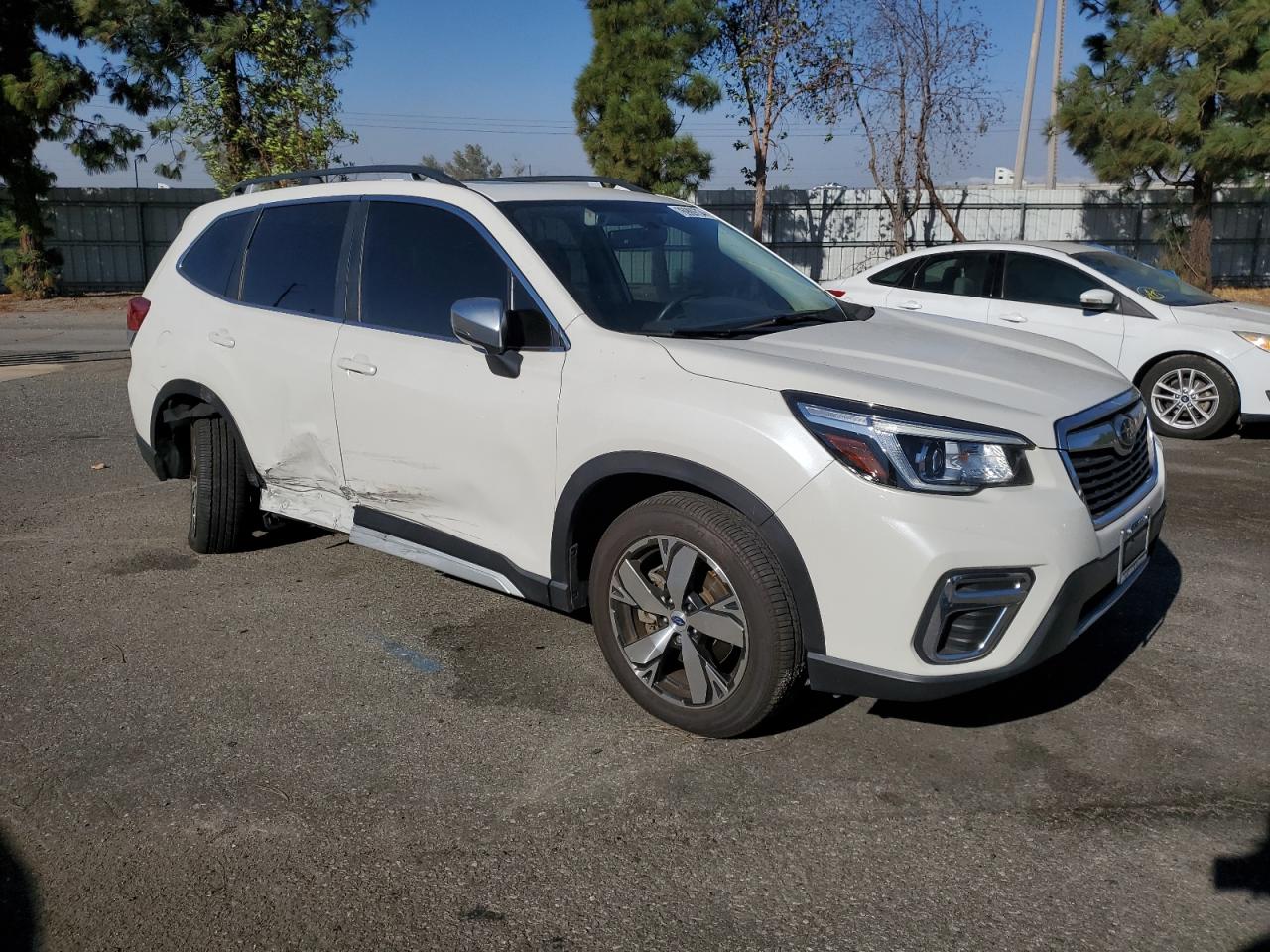 2020 Subaru Forester VIN JF2SKAXCXLH474845 Copart auction photo, side / undercarriage damage thumbnail 4