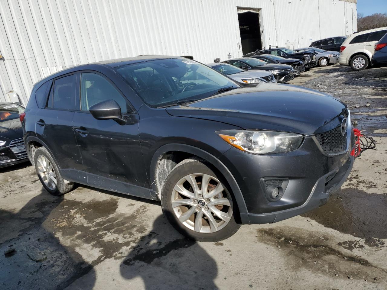 2014 Mazda CX-5 VIN JM3KE4DY1E0380112 Copart auction photo, front end / minor dent/scratches damage thumbnail 4