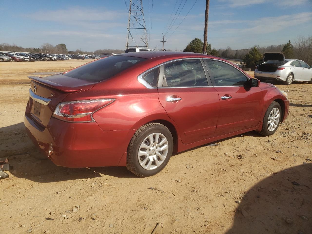2015 Nissan Altima VIN 1N4AL3AP0FC588908 Copart auction photo, front end / side damage thumbnail 3