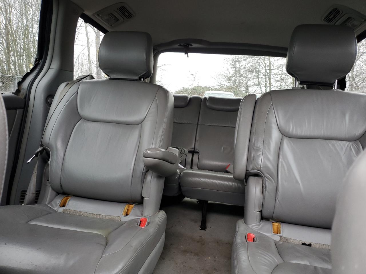 2004 Toyota Sienna VIN 5TDZA22C74S088541 Copart auction photo, front end / all over damage thumbnail 10