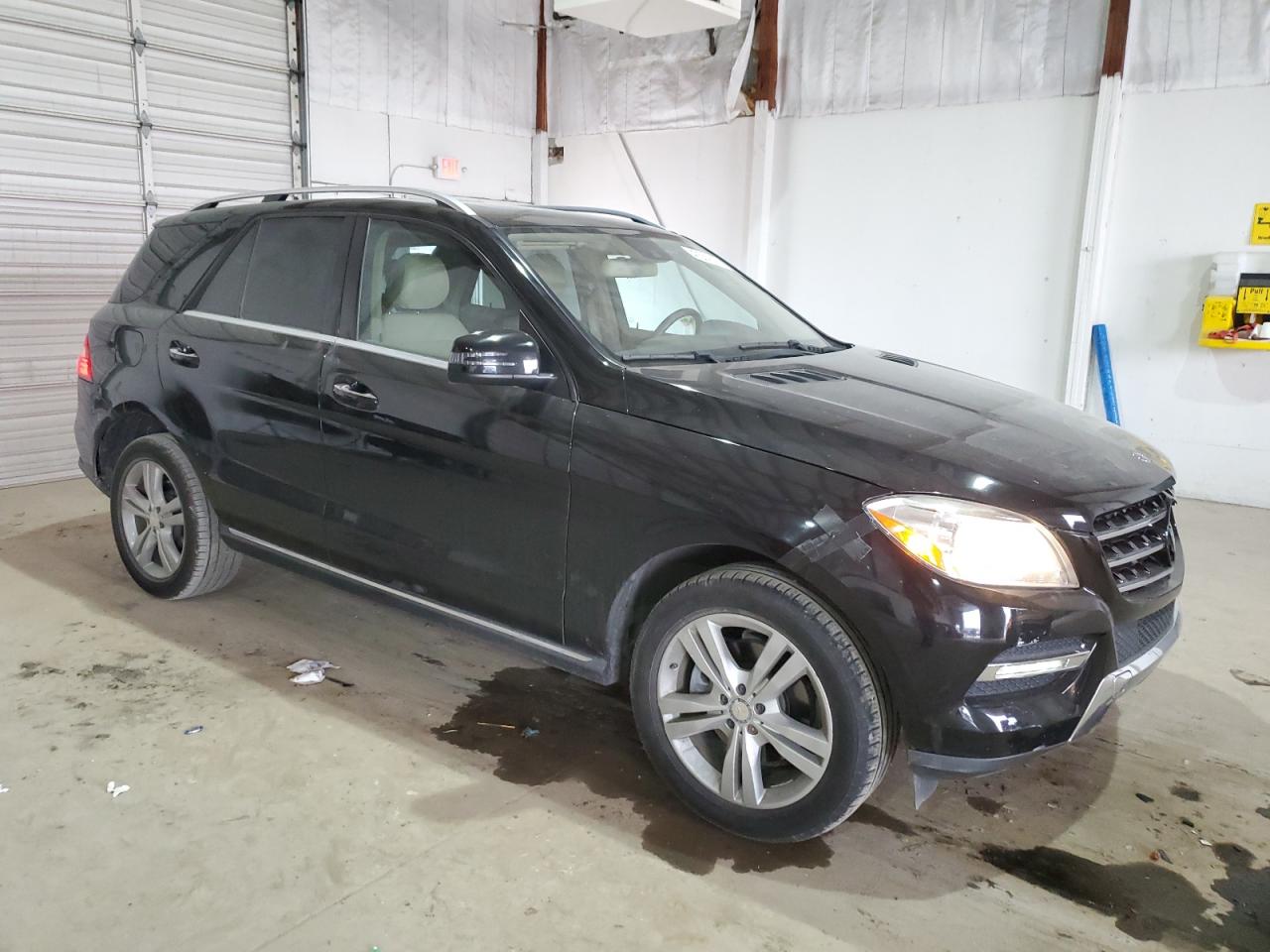 2015 Mercedes-Benz M-klasse VIN 4JGDA5JB0FA456879 Copart auction photo, front end damage thumbnail 4
