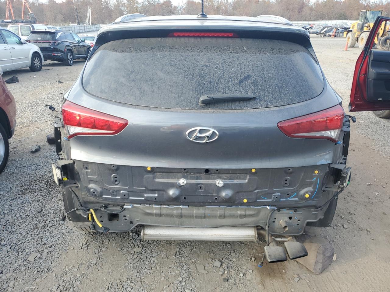 2017 Hyundai Tucson VIN KM8J3CA28HU537423 Copart auction photo, biohazard/chemical / rear end damage thumbnail 6