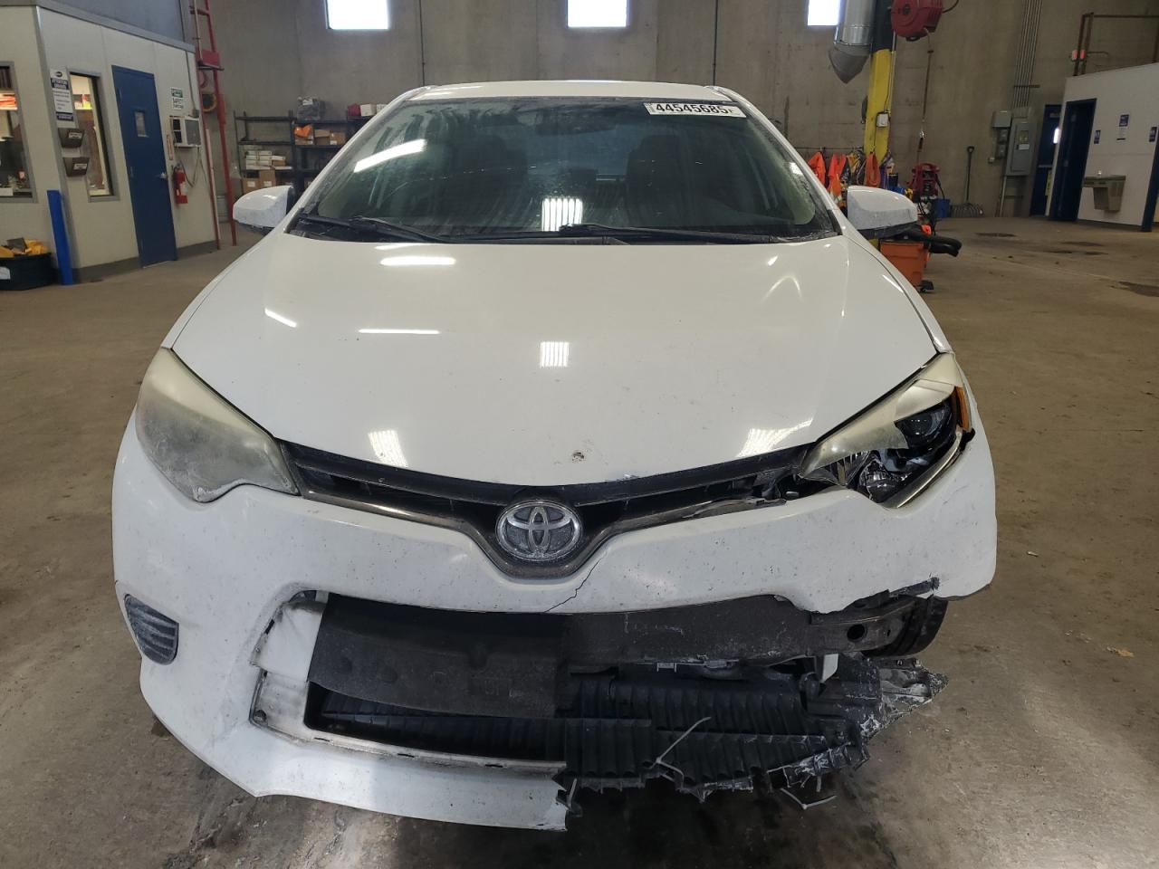 2015 Toyota Corolla VIN 2T1BURHE6FC319810 Copart auction photo, front end / rear end damage thumbnail 5