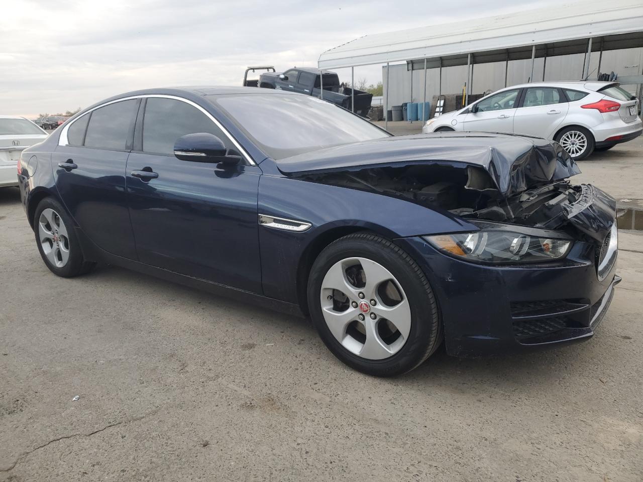 2017 Jaguar XE VIN SAJAR4BG7HA969104 Copart auction photo, front end damage thumbnail 4