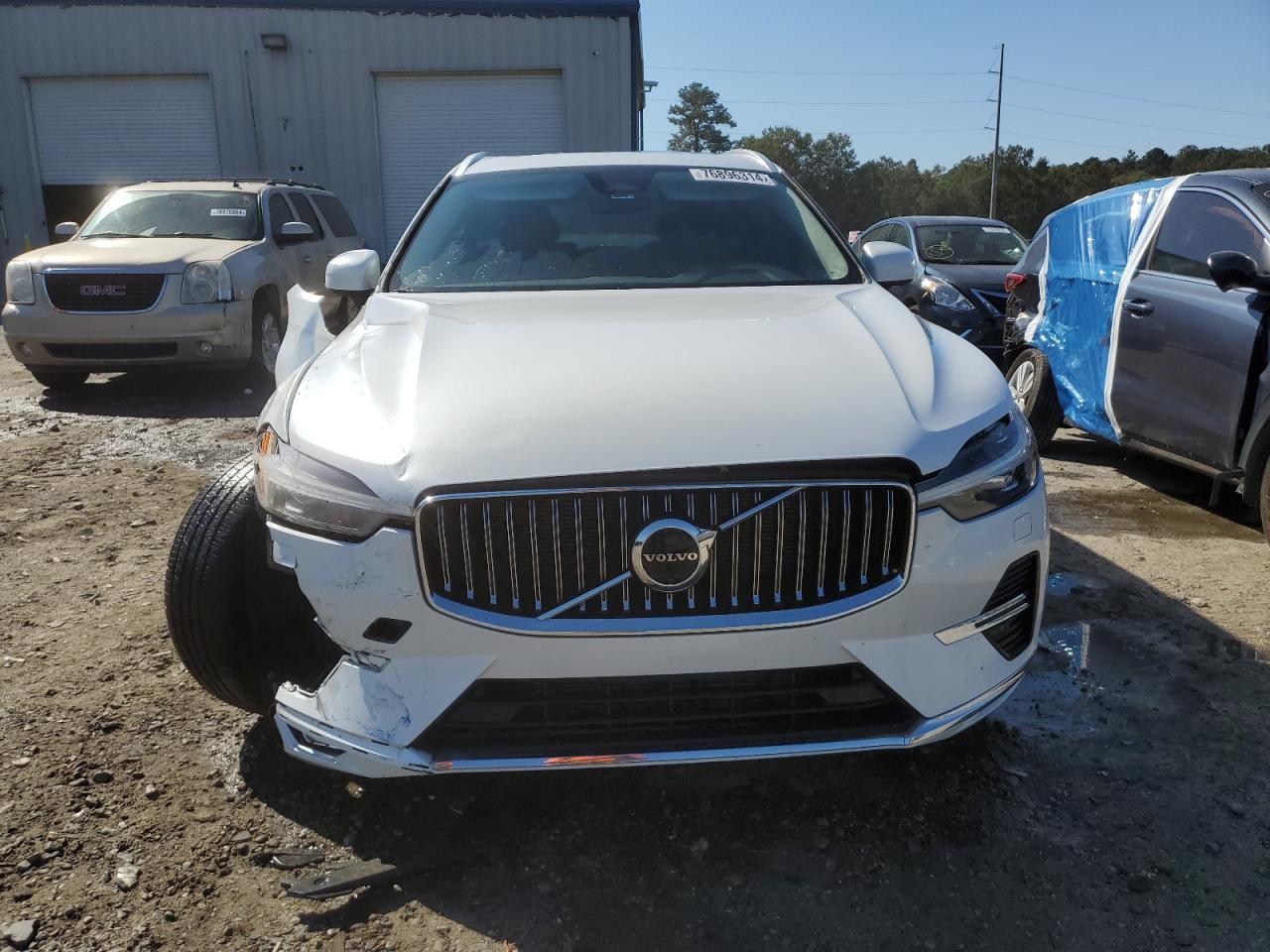 2023 Volvo XC60 VIN YV4L12DN1P1205243 Copart auction photo, side / front end damage thumbnail 5