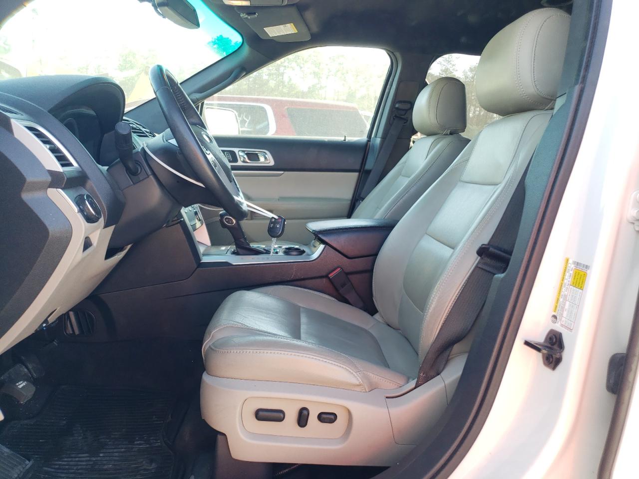 2011 Ford Explorer VIN 1FMHK7D81BGA35786 Copart auction photo, front end / side damage thumbnail 7