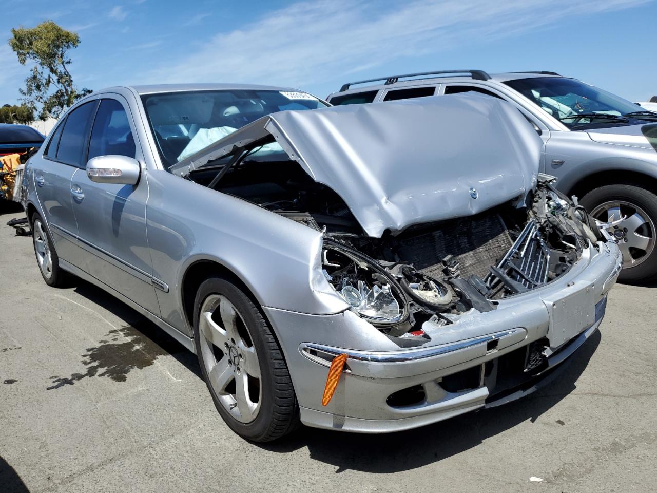 2003 Mercedes-Benz E-klasse VIN WDBUF65J13A332241 Copart auction photo, front end damage thumbnail 4