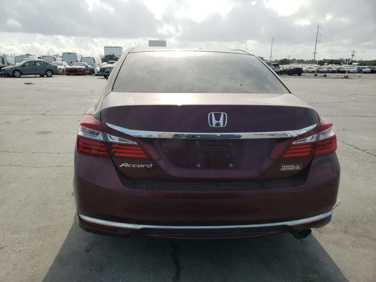 2017 Honda Accord VIN 1HGCR2F30HA081346 Copart auction photo, front end / top/roof damage thumbnail 6