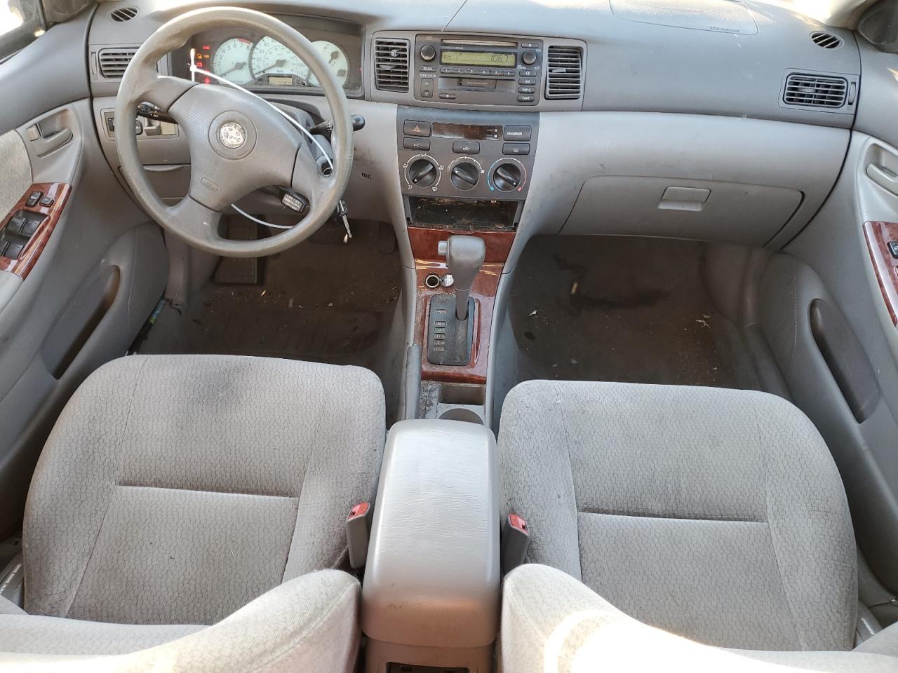 2004 Toyota Corolla VIN 2T1BR38E14C199216 Copart auction photo, side / front end damage thumbnail 8