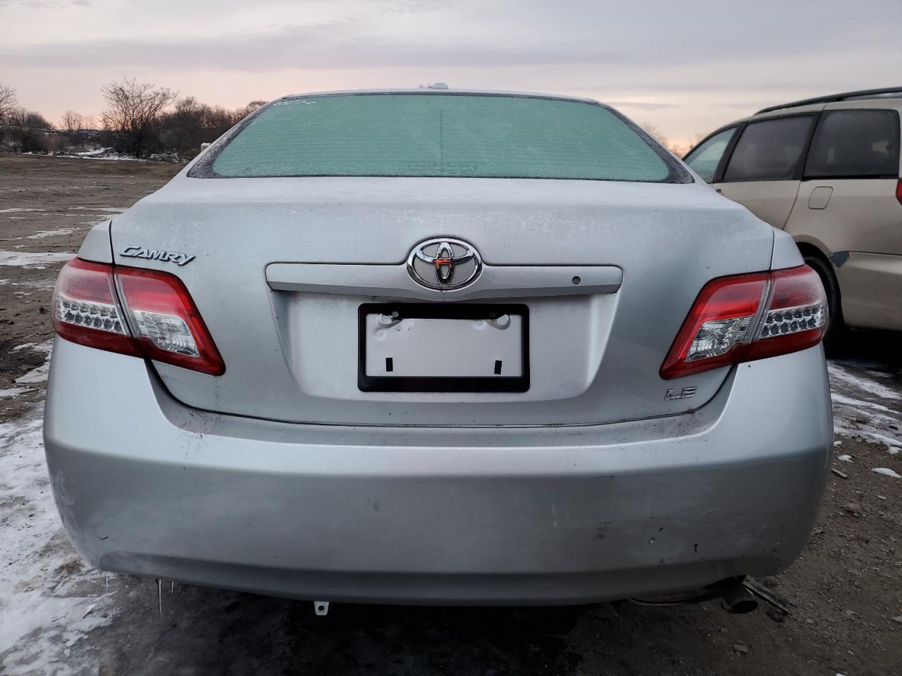 2011 Toyota Camry VIN 4T1BF3EK2BU635666 Copart auction photo, front end / side damage thumbnail 6