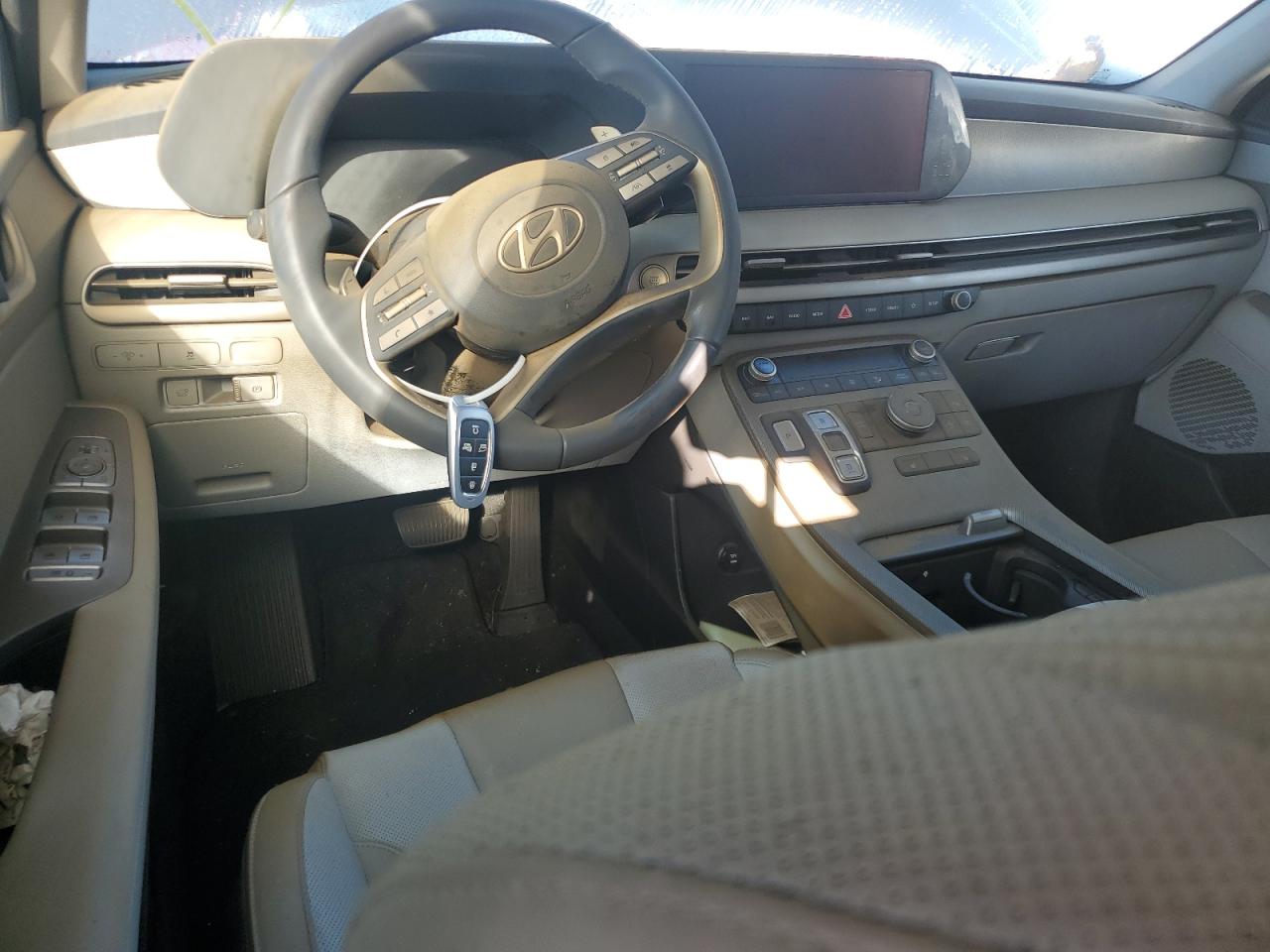 2023 Hyundai Palisade VIN KM8R24GE3PU583253 Copart auction photo, water/flood / burn - interior damage thumbnail 8