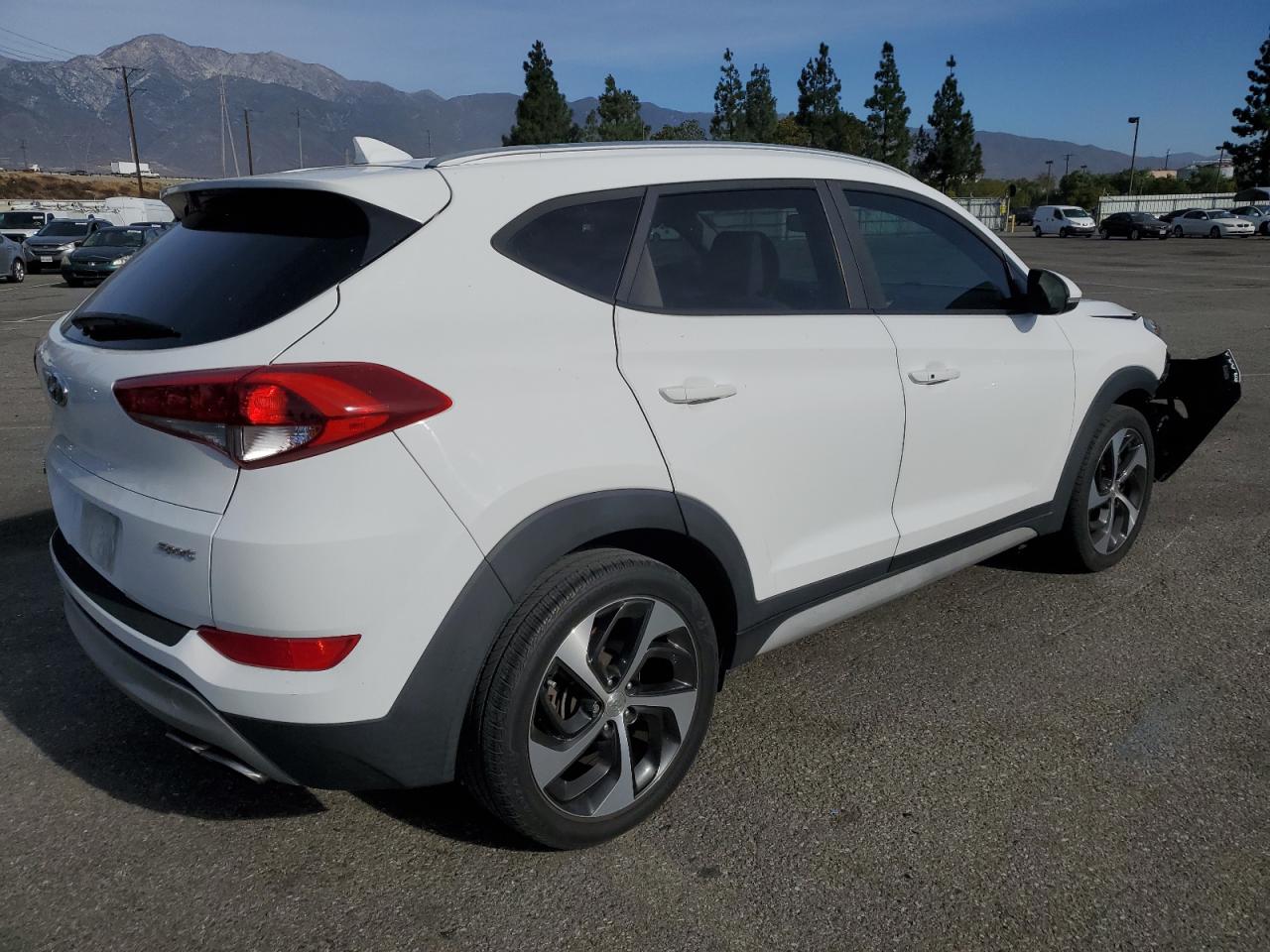 2018 Hyundai Tucson VIN KM8J33AL1JU804819 Copart auction photo, front end damage thumbnail 3