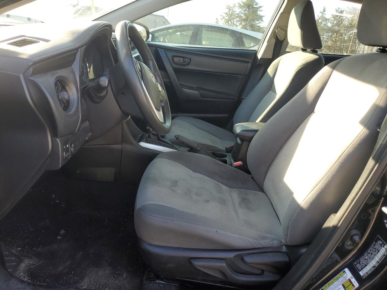 2018 Toyota Corolla VIN 5YFBURHE7JP765621 Copart auction photo, front end / side damage thumbnail 7