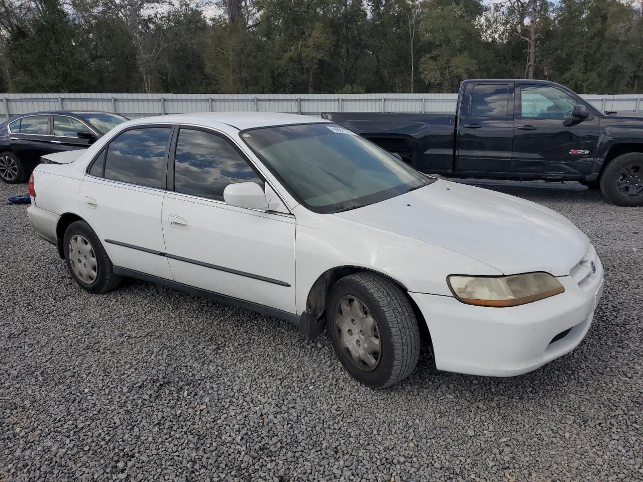 2000 Honda Accord VIN 1HGCG5646YA076474 Copart auction photo, rear end / front end damage thumbnail 4