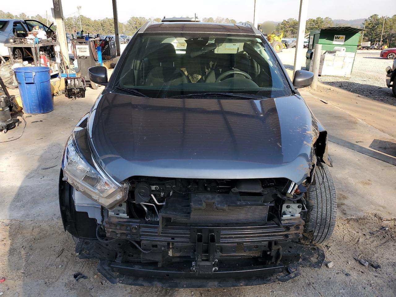 2020 Nissan Kicks VIN 3N1CP5CVXLL567114 Copart auction photo, side / front end damage thumbnail 5