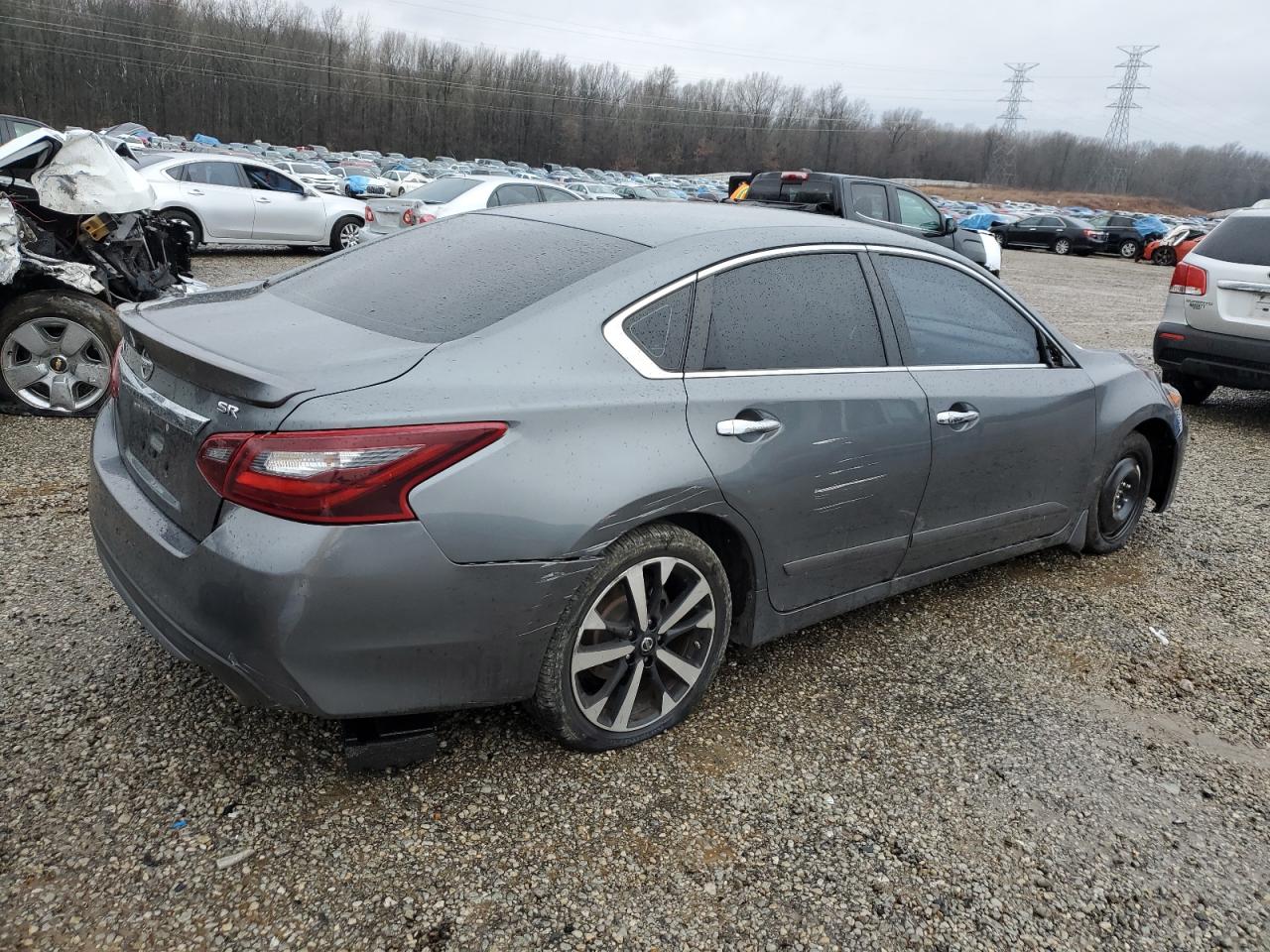 2018 Nissan Altima VIN 1N4AL3AP1JC105614 Copart auction photo, vandalism damage thumbnail 3