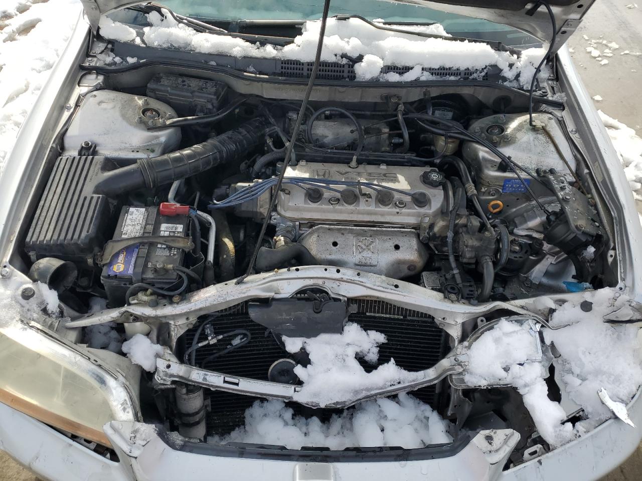 2000 Honda Accord VIN 1HGCG5646YA053373 Copart auction photo, front end damage thumbnail 11