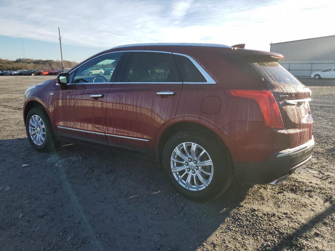 2017 Cadillac XT5 VIN 1GYKNARS5HZ304432 Copart auction photo, rear end / side damage thumbnail 2