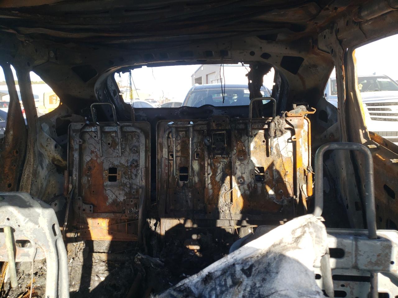 2022 Ford Escape VIN 1FMCU0G67NUB94002 Copart auction photo, burn damage thumbnail 10