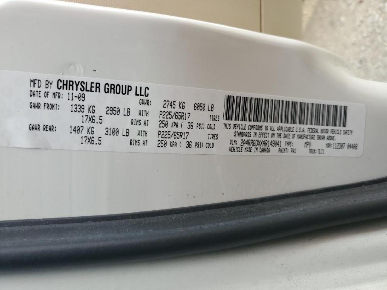 2010 Chrysler Town & Country VIN 2A4RR6DXXAR149041 Copart auction photo, front end / minor dent/scratches damage thumbnail 14