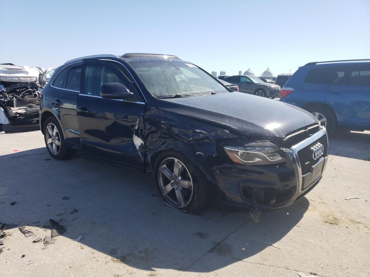 2010 Audi Q5 VIN WA1LKAFP7AA068965 Copart auction photo, side / front end damage thumbnail 4