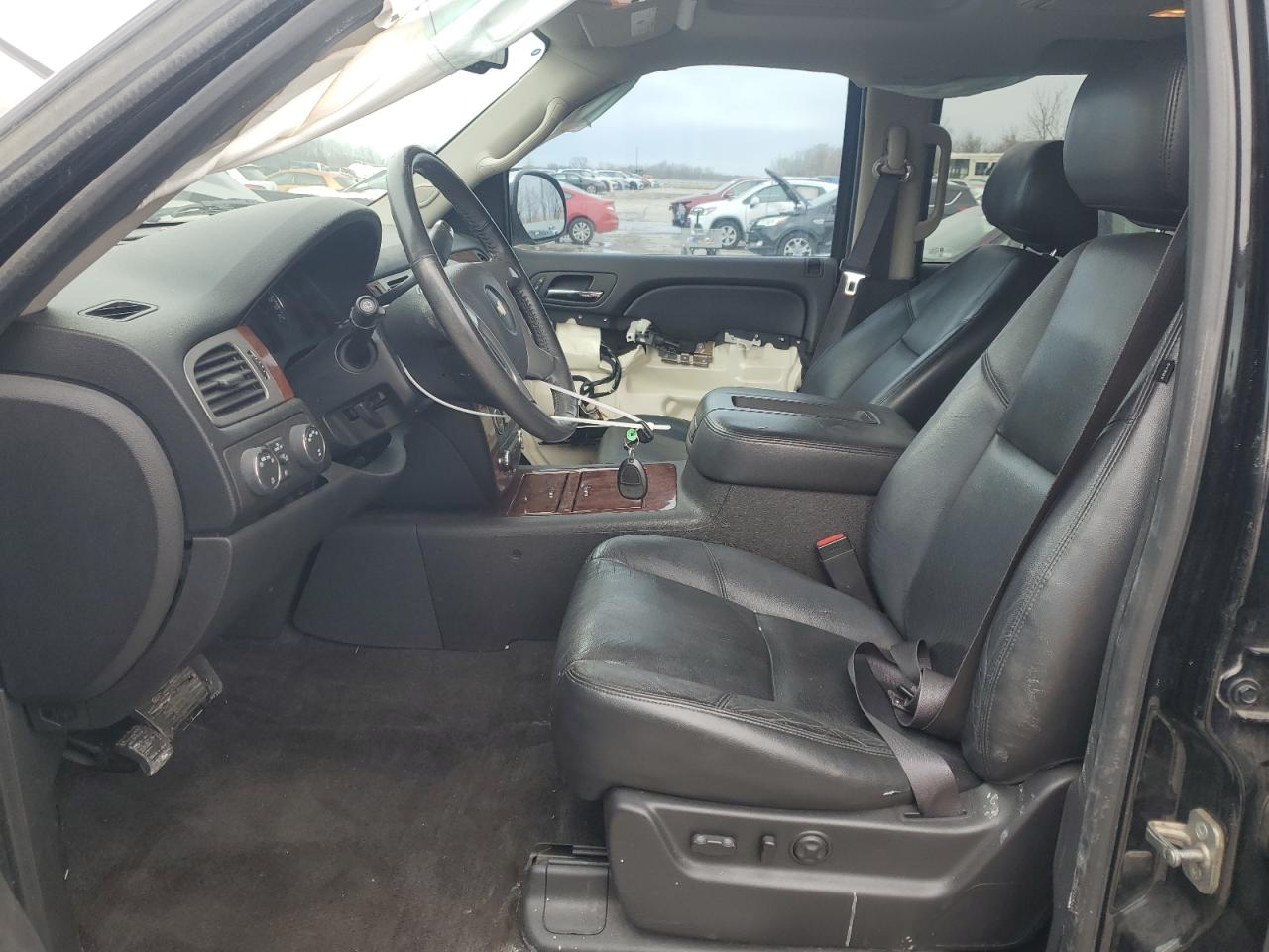 2013 Chevrolet Suburban VIN 1GNSKKE75DR118588 Copart auction photo, side damage thumbnail 7