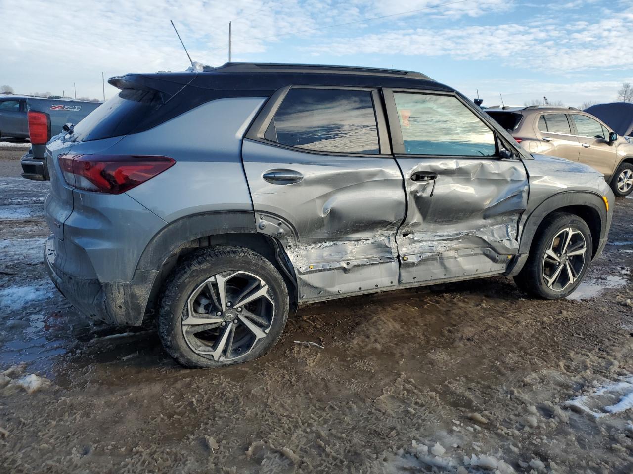 2023 Chevrolet TrailBlazer VIN KL79MUSL5PB092115 Copart auction photo, side / minor dent/scratches damage thumbnail 3
