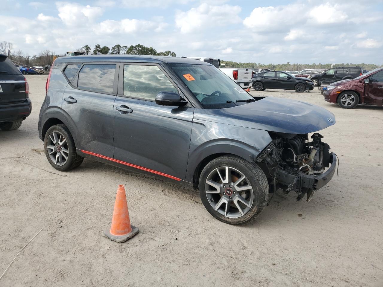 2020 KIA Soul VIN KNDJ63AU5L7051866 Copart auction photo, front end damage thumbnail 4