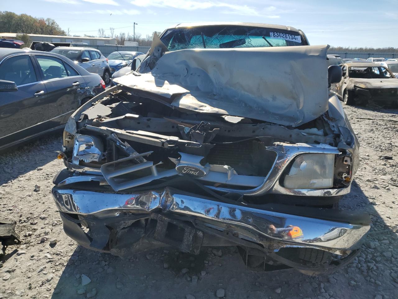 2002 Ford F-150 VIN 1FTRX17L82NB58651 Copart auction photo, front end damage thumbnail 5