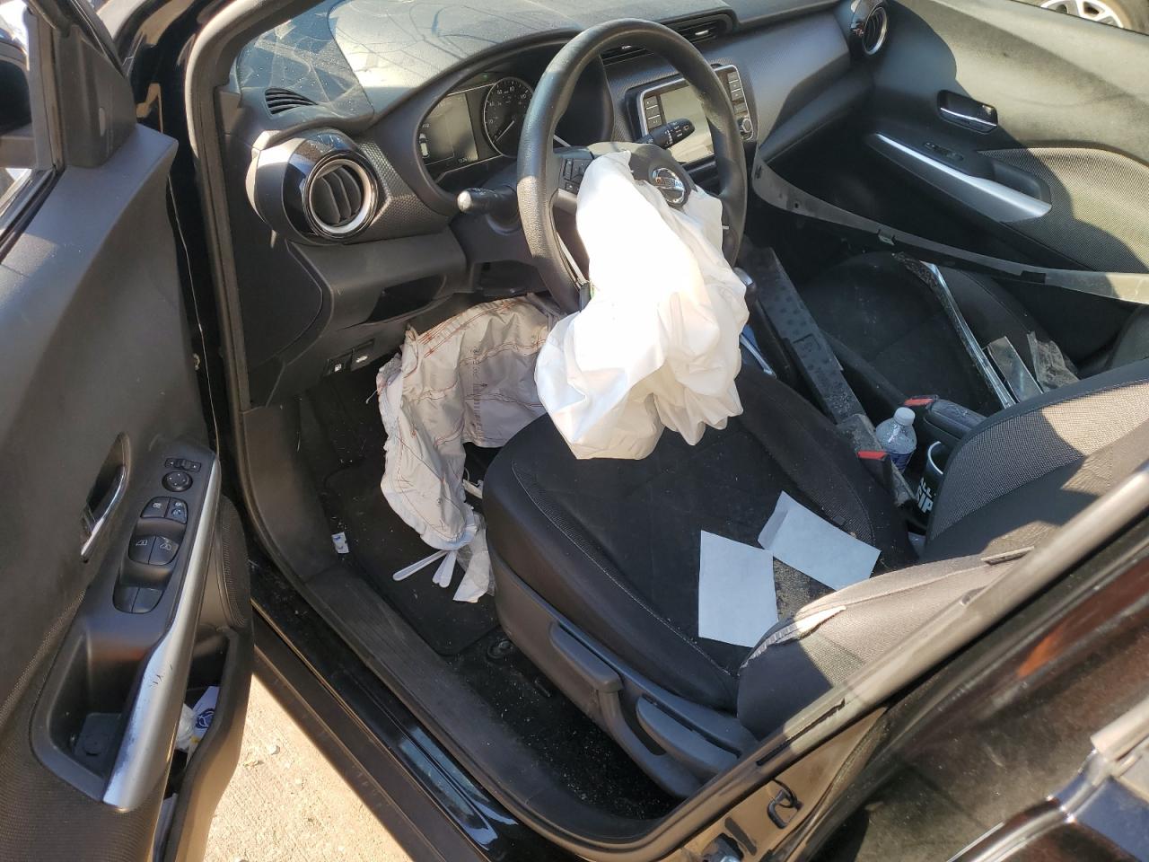 2020 Nissan Kicks VIN 3N1CP5CVXLL569669 Copart auction photo, front end damage thumbnail 8