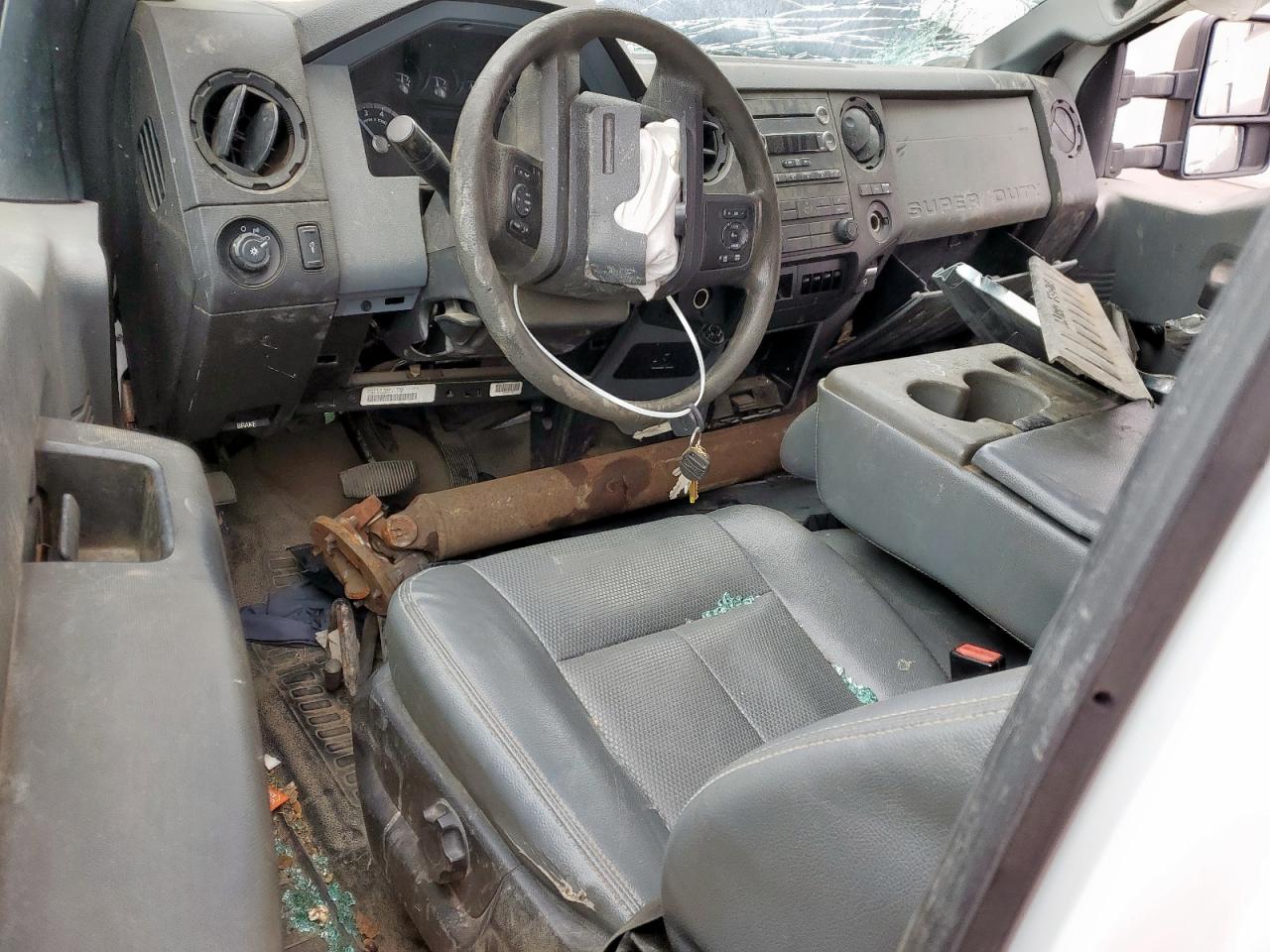 2015 Ford F350 VIN 1FDRF3G6XFEC96346 Copart auction photo, front end / side damage thumbnail 8