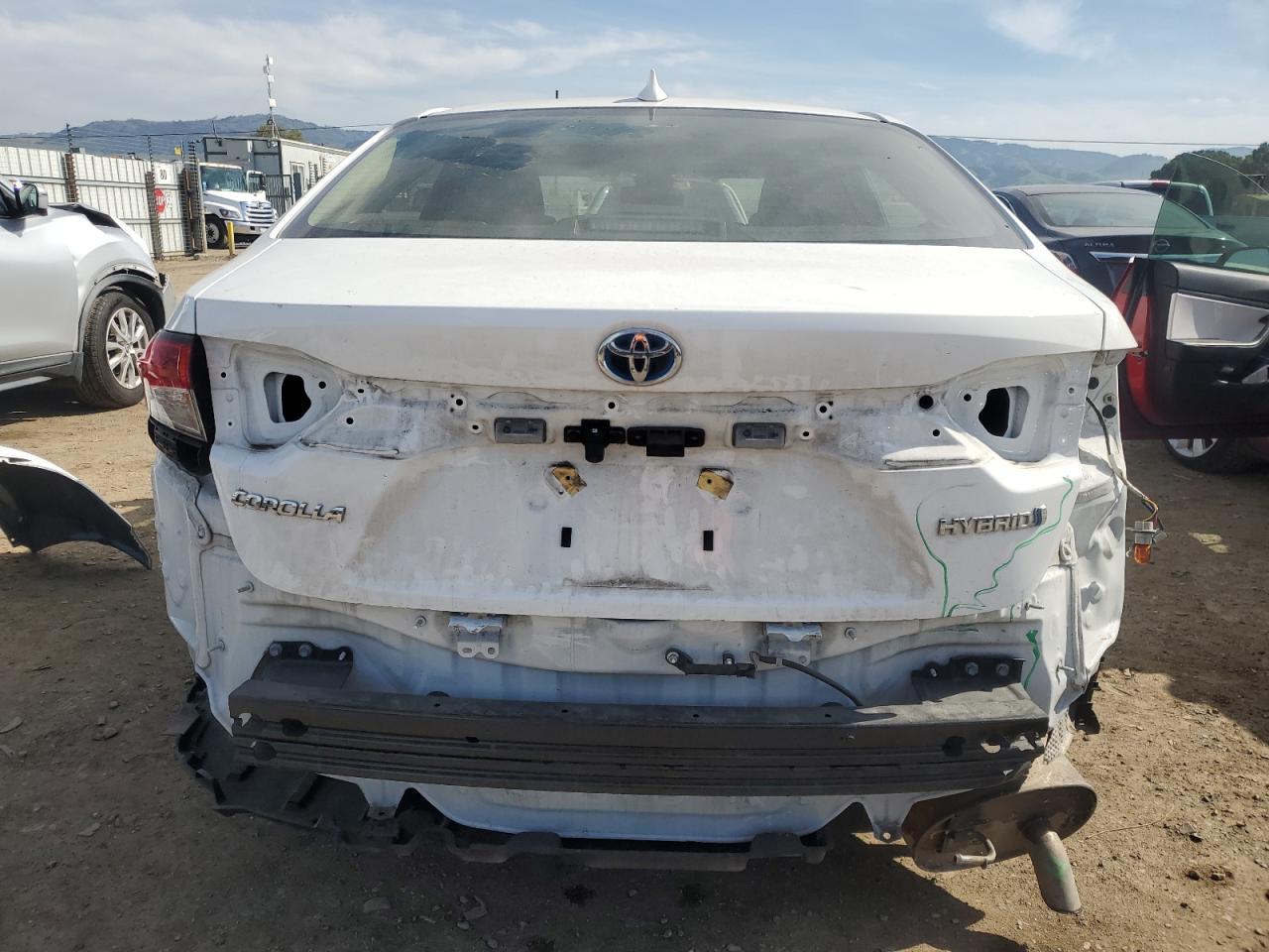 2020 Toyota Corolla VIN JTDEBRBE4LJ016925 Copart auction photo, front end / rear end damage thumbnail 6