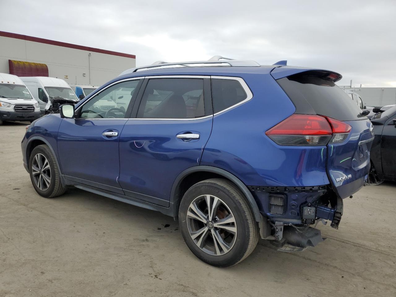 2019 Nissan Rogue VIN JN8AT2MT7KW251551 Copart auction photo, rear end damage thumbnail 2