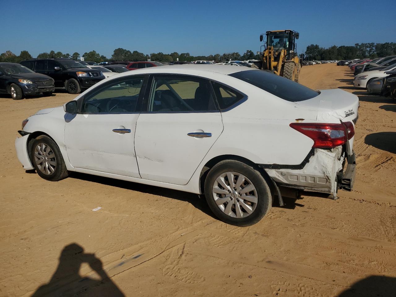 2016 Nissan Sentra VIN 3N1AB7AP6GY284613 Copart auction photo, rear end / front end damage thumbnail 2
