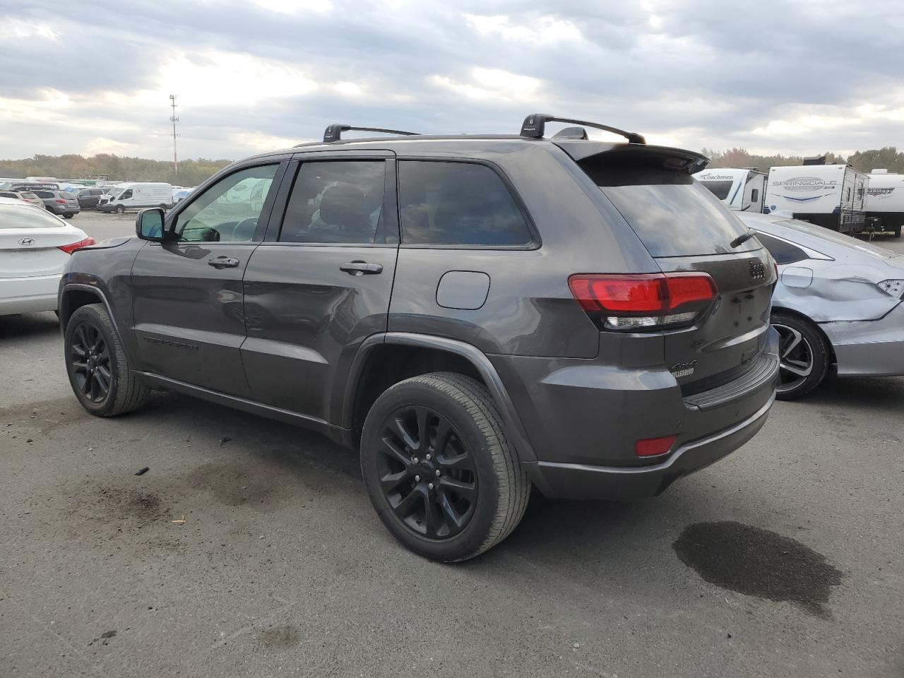 2019 Jeep Grand Cherokee VIN 1C4RJFAGXKC679117 Copart auction photo, front end damage thumbnail 2