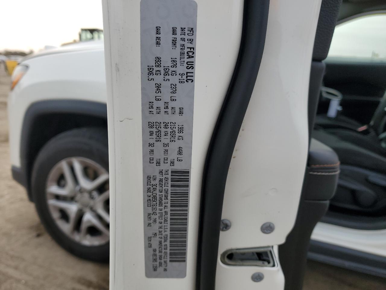 2019 Jeep Compass VIN 3C4NJCAB5KT616142 Copart auction photo, side damage thumbnail 13