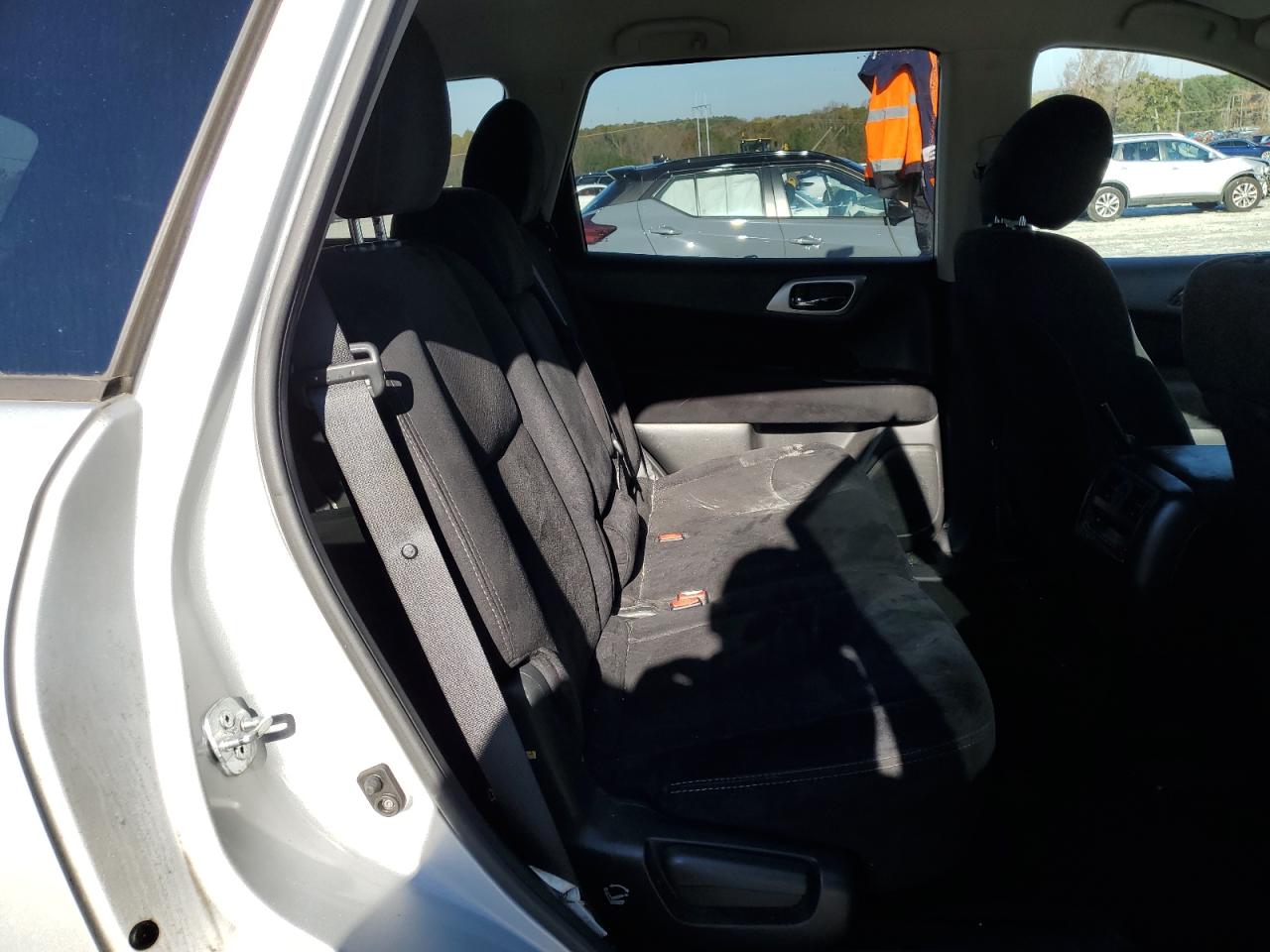 2016 Nissan Pathfinder VIN 5N1AR2MN4GC616302 Copart auction photo, front end damage thumbnail 11