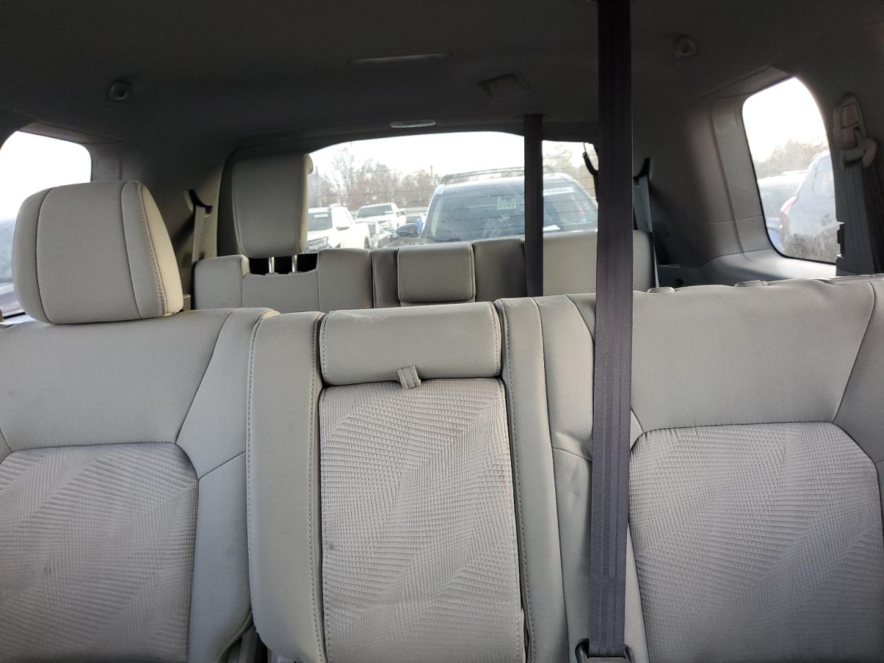 2015 Honda Pilot VIN 5FNYF4H28FB014494 Copart auction photo, normal wear damage thumbnail 10