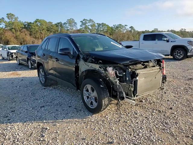 2022 Toyota RAV 4 VIN 2T3W1RFV2NC190841 Copart auction photo, front end / side damage thumbnail 15