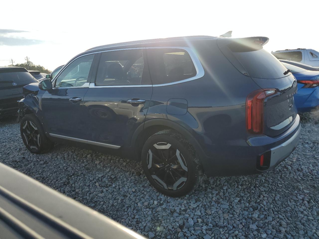 2023 KIA Telluride VIN 5XYP64GC3PG337528 Copart auction photo, front end damage thumbnail 2