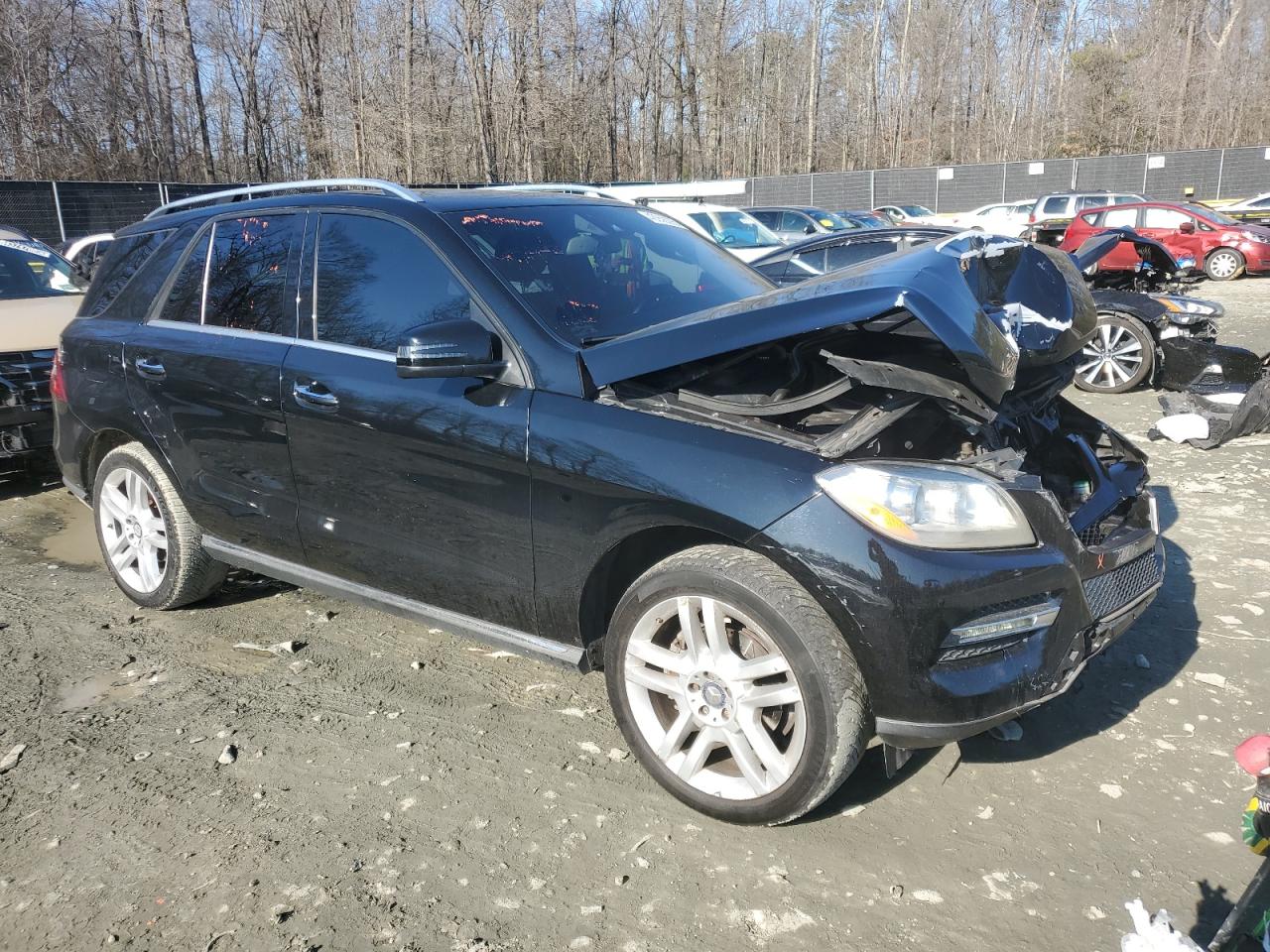 2015 Mercedes-Benz M-klasse VIN 4JGDA5HB4FA504986 Copart auction photo, front end damage thumbnail 4