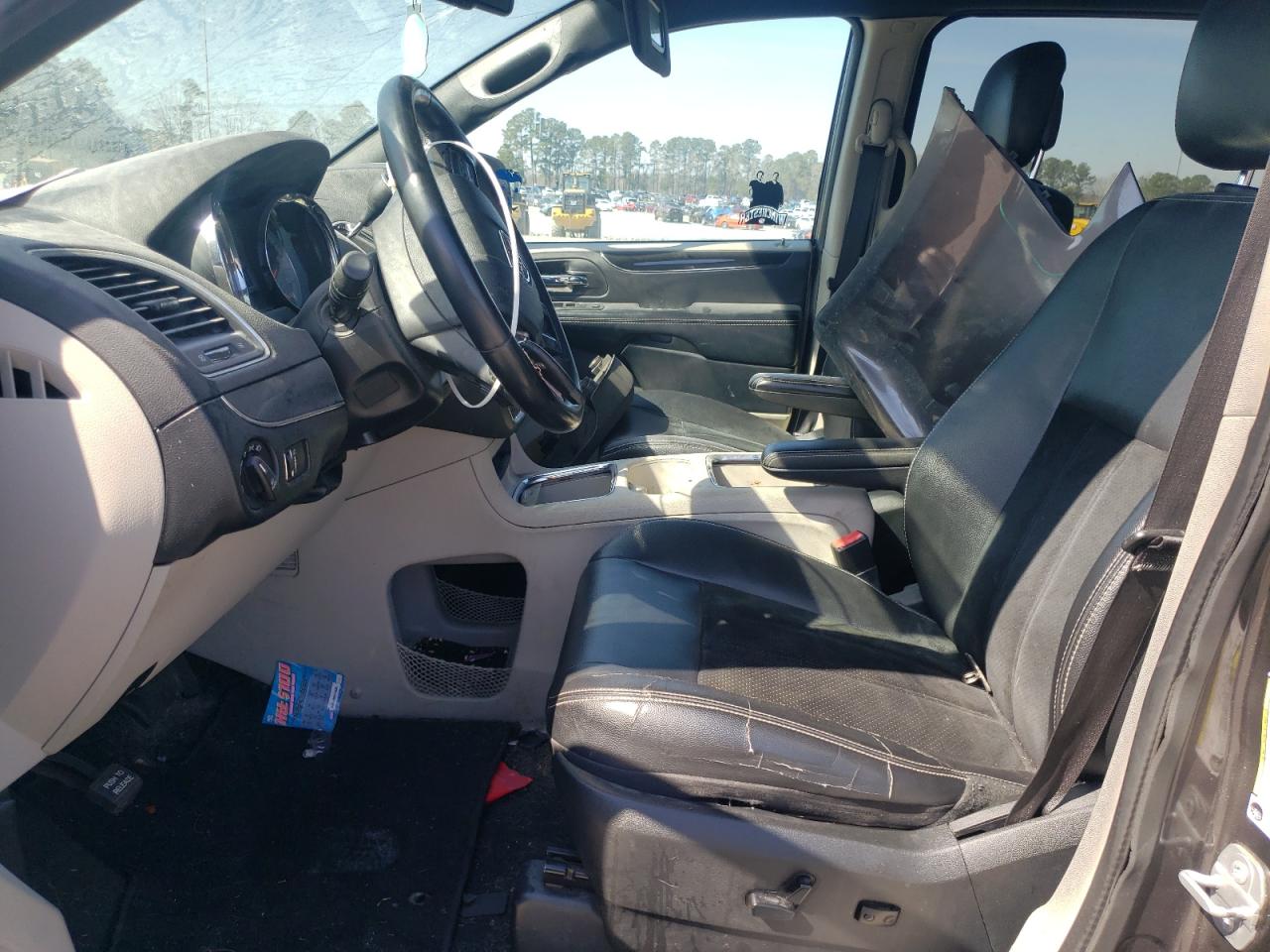 2018 Dodge Caravan VIN 2C4RDGCG5JR253397 Copart auction photo, all over damage thumbnail 7