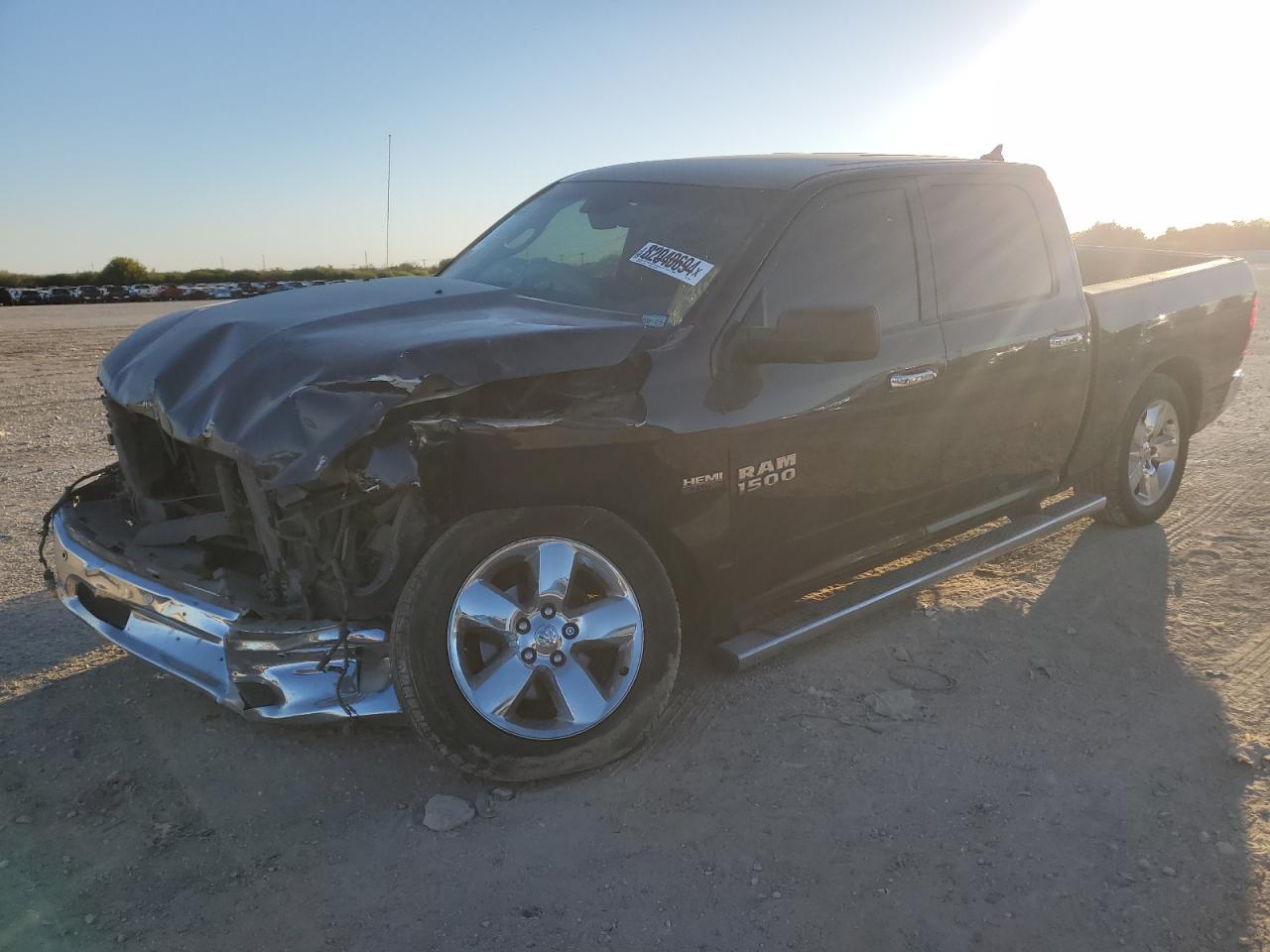 2016 RAM 1500 VIN 1C6RR6LT2GS194641
