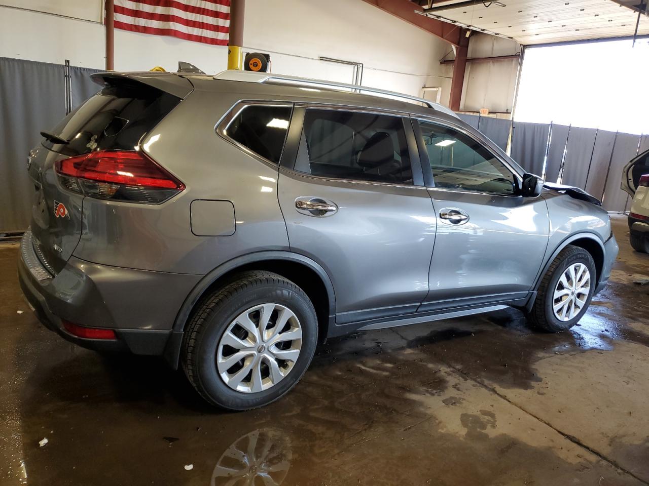 2017 Nissan Rogue VIN KNMAT2MV8HP571770 Copart auction photo, front end damage thumbnail 3