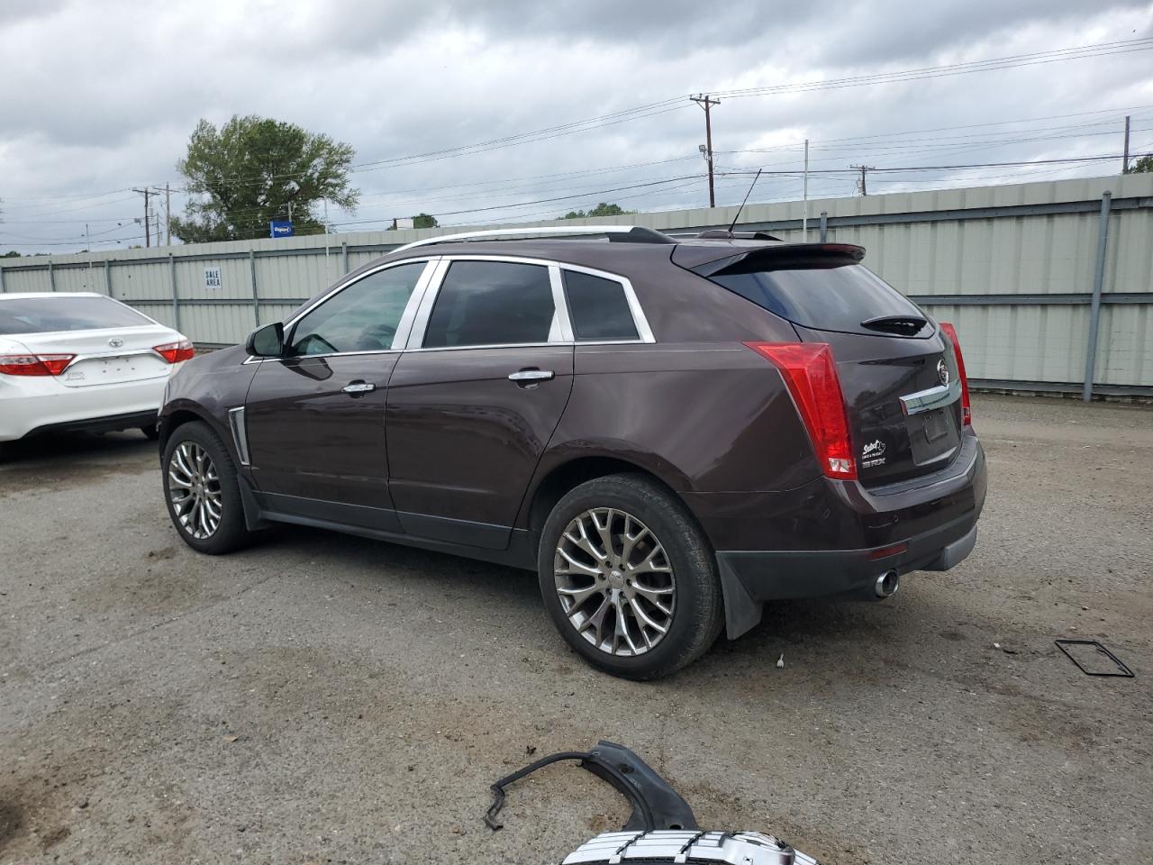2015 Cadillac SRX VIN 3GYFNCE33FS571798 Copart auction photo, front end / minor dent/scratches damage thumbnail 2